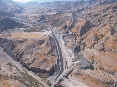 راه صعب العبورترین روستای شهرستان دشتی در استان بوشهر آسفالت
می‌شود