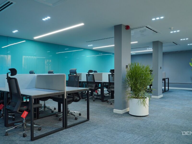 راهنمای جامع خرید میز اداری مدرن و نکاتی که قبل از خرید باید بدانید