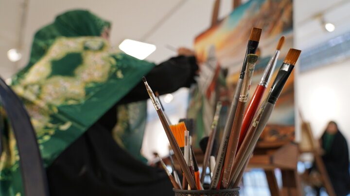 رویداد «باهنران» برگزار شد؛ طرح عشق و تعهد روی بوم!