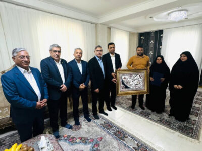 رییس سازمان نظام مهندسی ساختمان با خانواده مهندس عیسی نبیزاده دیدار کرد