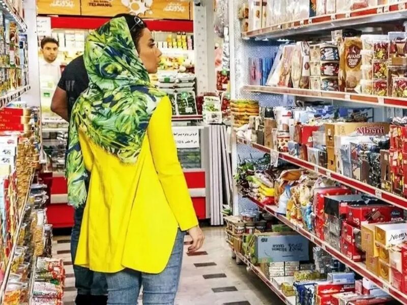 زلزله در بازار کالا‌های اساسی / قیمت تخم مرغ به ۲۴۵ هزار تومان رسید