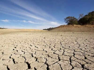 زنگ خطر بحران آب/ واردات آب رسماً تأیید شد