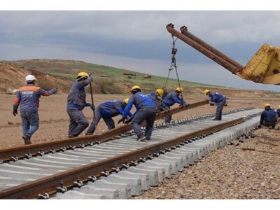 سردار رحمانی: ریلگذاری راهآهن ایرانشهر – خاش به پایان رسید