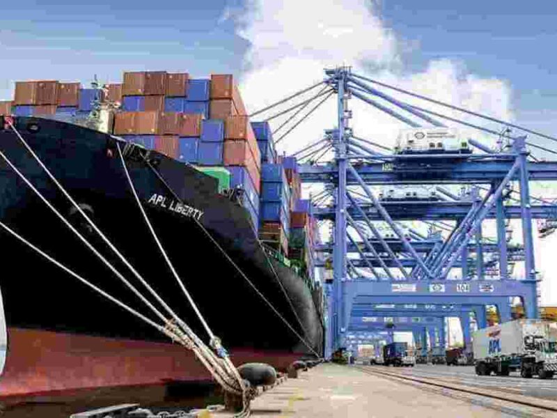 سهم‌بندی ارز واردات تا ۲ دی/ کالا‌های اساسی چقدر ارز گرفتند؟