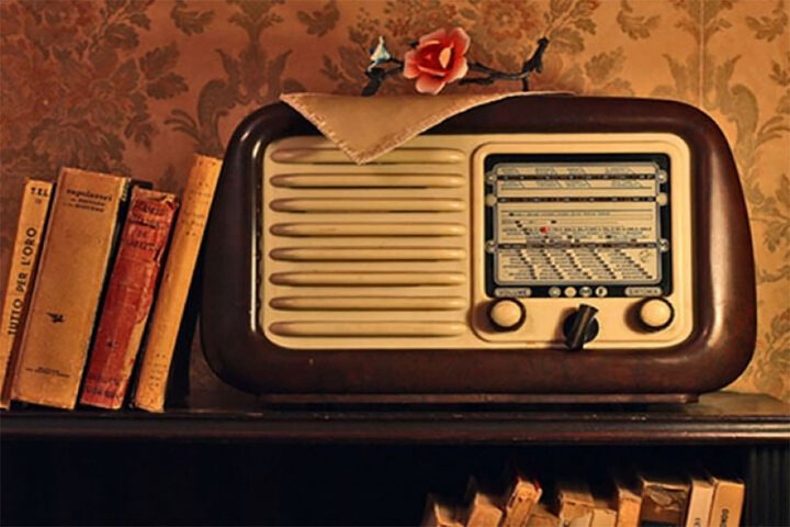 شنیدن نغمه یلدایی روی موج رادیو