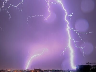 صاعقه زدگی جوان ۲۰ ساله یاسوجی