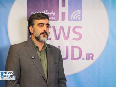 طرح جامع پایانه مرزی خسروی تهیه می‌شود/ توقف کامیون‌ها در
مرز سومار به حداقل می‌رسد