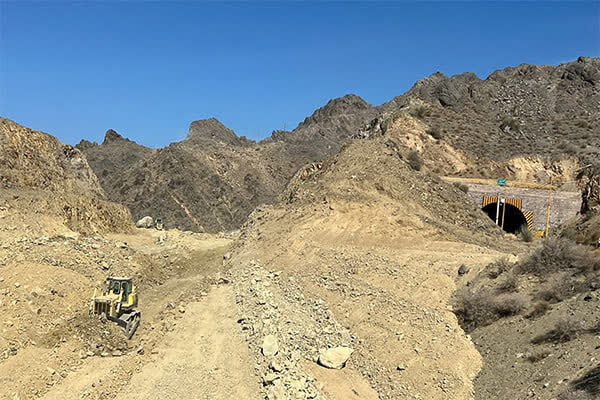 فعالیت همزمان در تونلها، ترانشهها و پلهای طاقی/ جدیدترین
وضعیت محور جیرفت–بم