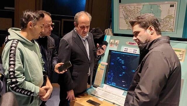 قدردانی تلفنی وزیر راه و شهرسازی از کارکنان مرکز کنترل فضای
کشور در شب یلدا