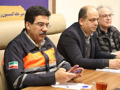 نشست تخصصی معاونت حمل‌ونقل اداره کل راهداری یزد برگزار
شد
