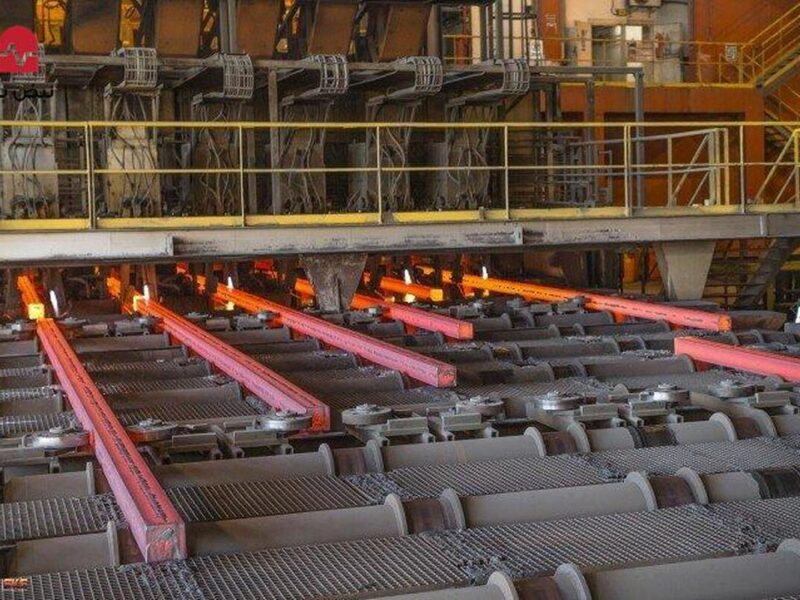 نگاهی مقایسه‌ای به فولاد ارفع و فولاد کاوه جنوب/جهش درآمدی کاوه در برابر سلطه قیمتی ارفع