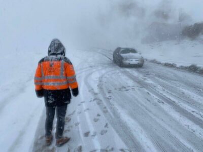 هشدار قرمز هواشناسی در فارس؛ راهداری در آمادهباش قرار
گرفت
