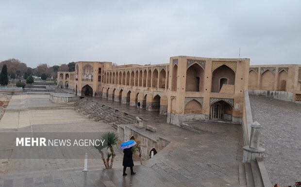 هوای اصفهان پاک است