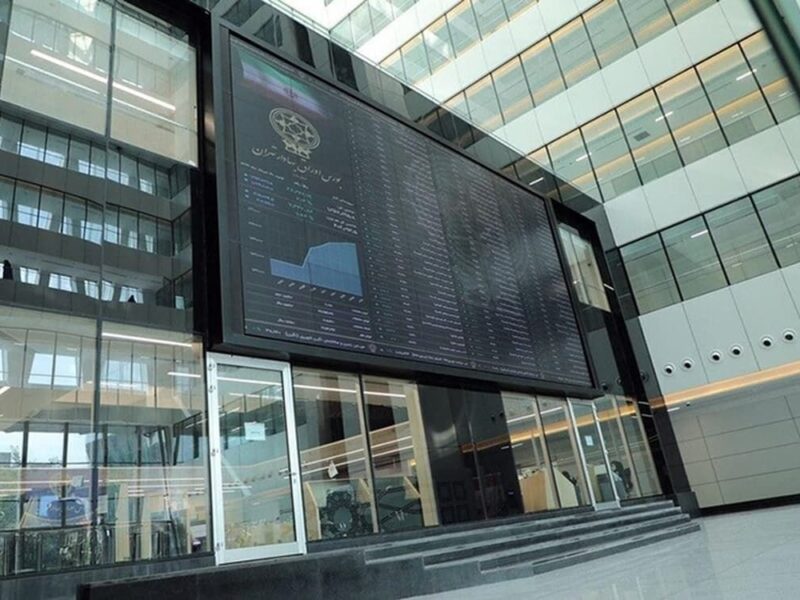 واکنش وزارت اقتصاد به ریزش بورس/ آیین‌نامه نرخ خوراک اصلاح می‌شود؟