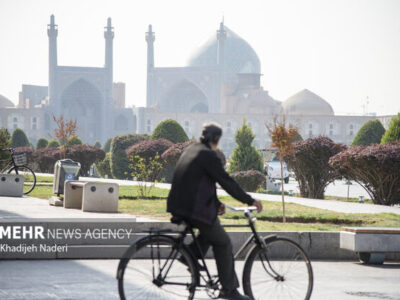 وضعیت هوای اصفهان و ۵ شهر مجاور قرمز است