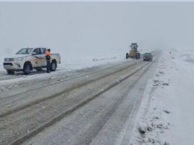 ویدئو | اجرای عملیات برف‌روبی در گردنه خسرو آباد محور سنقر و
کلیایی به همدان توسط راهداران استان کرمانشاه