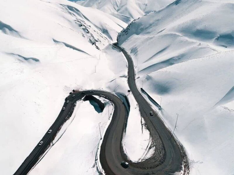 ویدئو | جاده کندوان در لباس سپید برف‌