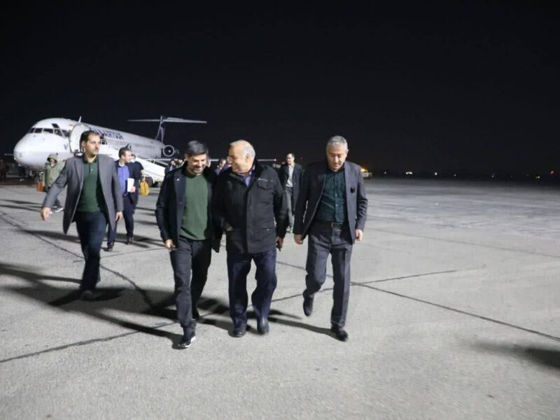 ویدئو| سفر یک روزه معاون وزیر و مدیرعامل شرکت ساخت و توسعه
زیربناهای حملونقل کشور به آذربایجانغربی