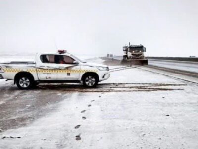 ویدئو|برفروبی محور خنداب-ملایر در استان مرکزی