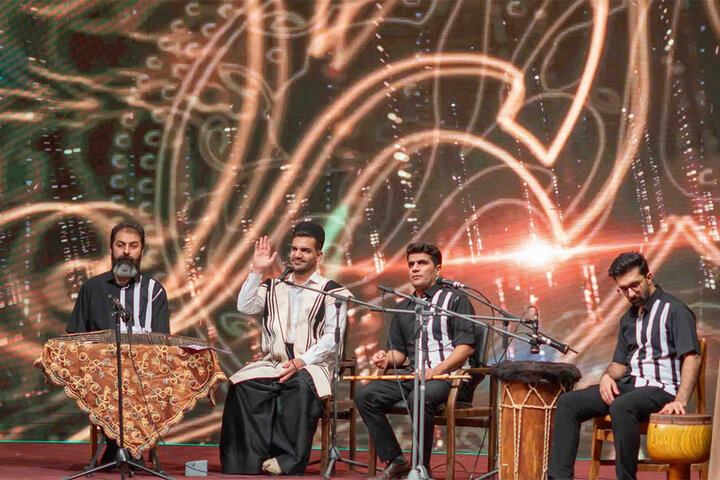 پایان جشنواره فرهنگی «بلوط» با تجلیل از ورزشکاران و هنرمندان