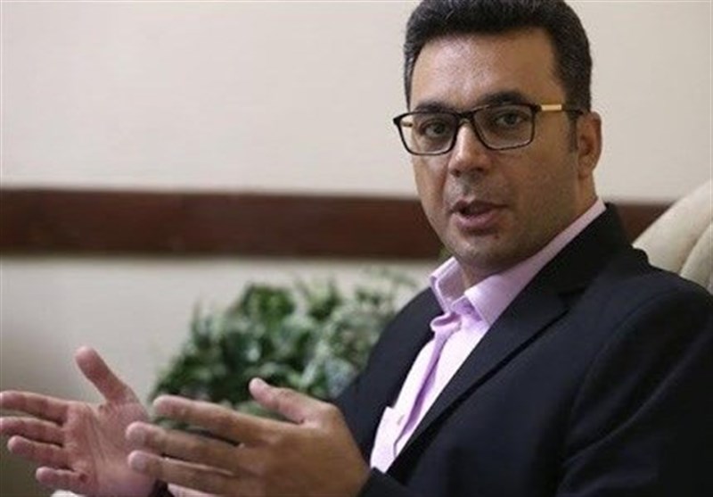 پرداخت مستقیم حقوق کارگران شرکتی از خزانه فقط «مُسکّن موقت» است