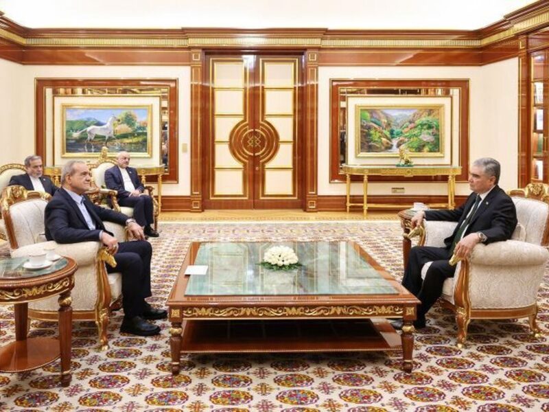 پزشکیان در دیدار با بردیمحمداف/ جهان امروز بیش از گذشته به صلح و اعتماد نیاز دارد