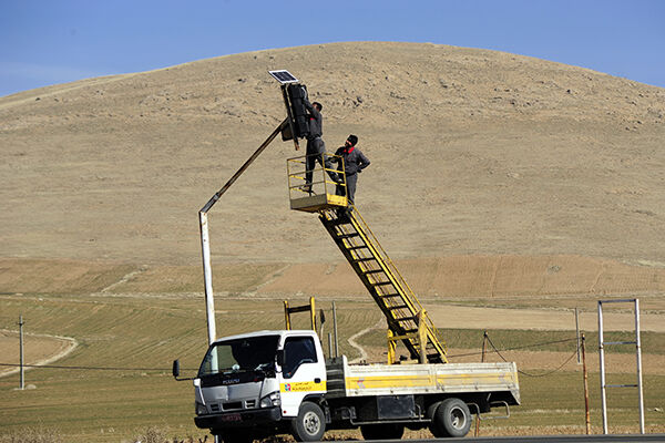 اجرای ۳۰ پروژه روشنایی در نقاط پرحادثه محورهای مواصلاتی
استان کرمانشاه