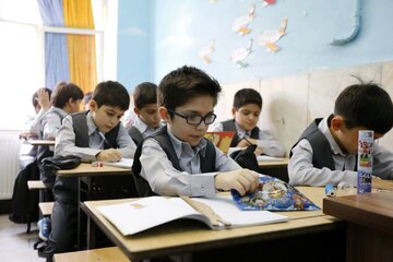 اعلام برنامه درسی مدرسه‌ تلویزیونی‌