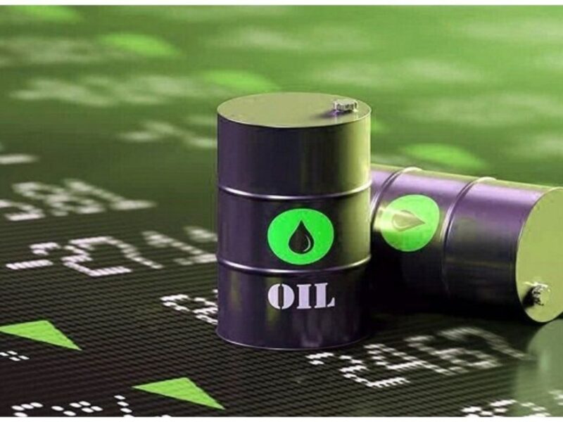 افزایش قیمت نفت در اولین روز معاملات ۲۰۲۶/ برنت به ۶۱ دلار برگشت