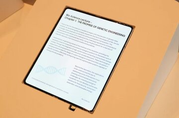 اولین نمایشگر تاشو بدون چینخوردگی سامسونگ بهنمایش درآمد