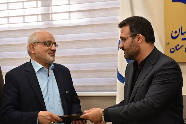 ببینید |آیین امضای قرارداد واگذاری زمین احداث دانشگاه
فرهنگیان سمنان