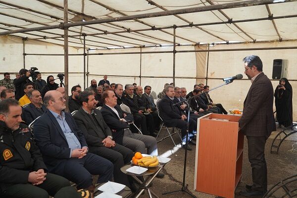 ببینید| آیین کلنگ زنی اراضی در راستای تامین زمین ۶۰۰ واحدی
طرح نهضت ملی دستگاه قضایی و نیروهای مسلح استان همدان