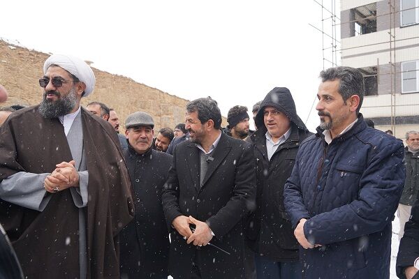 ببینید| افتتاح پروژه ۶۹۰ واحدی نهضت ملی مسکن همدان و آغاز
عملیات ایجاد زیرساخت های آب و فاضلاب پروژه ۶۰۰ واحدی بهشتی
