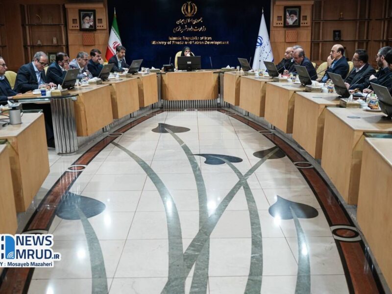 بررسی نهایی پروژه‌های قابل افتتاح وزارت راه و شهرسازی تا
پایان سال