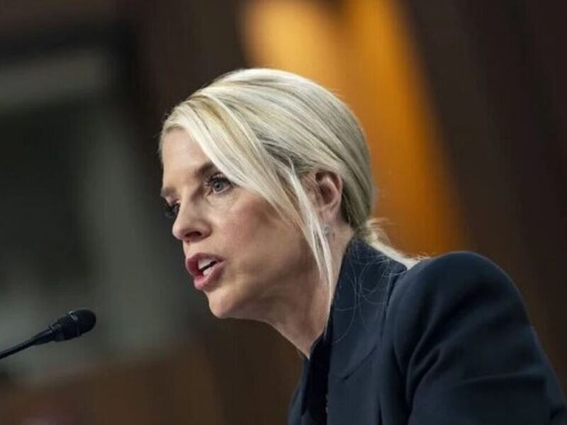 دادستان آمریکا: کیفرخواست نیکلاس مادورو و همسرش صادر شده