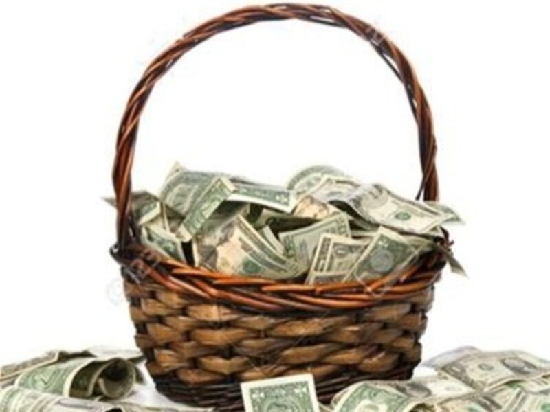 سهام بخریم یا صبر کنیم؟/ بهترین سبد دارایی برای یک ماه آینده