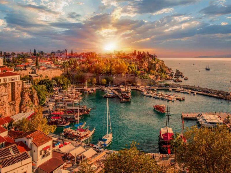 هزینه سفر لاکچری به آنتالیا + جدول