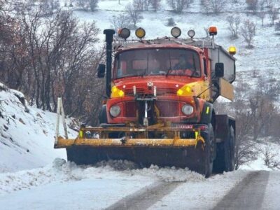️تمامی محورهای مواصلاتی استان کرمانشاه باز است / اجرای ۲۴۶۰
کیلومترباند عملیات برف‌روبی در ۲۴ ساعت گذشته