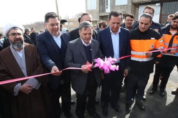 افتتاح پروژه بهسازی و آسفالت راه های روستایی به طول ۲۰
کیلومتر در شهرستان ماه‌نشان استان زنجان