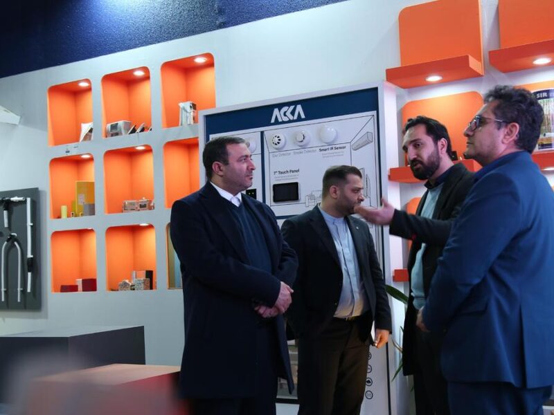 بازدید مدیران ثمسکن از نمایشگاه خانه نوآوری و فناوری ایران