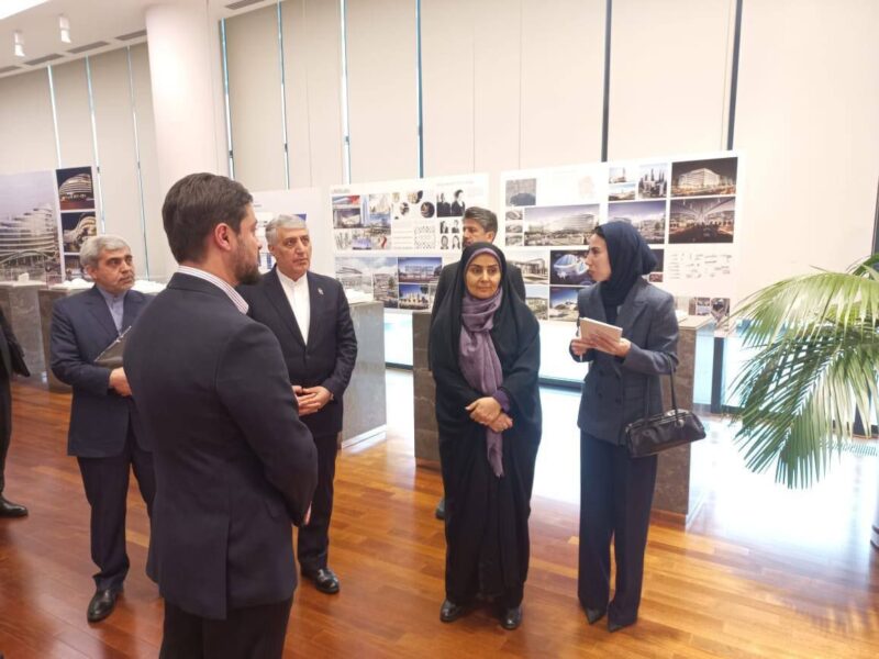 ببینید|بازدید وزیر راه و شهرسازی از پروژه شهرسازی مدرن «شهر
سفید» در باکو