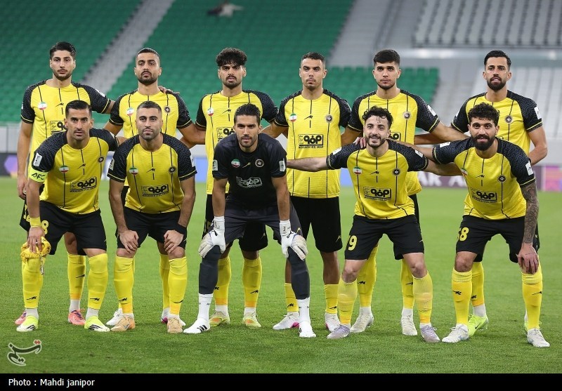 توقف یک نیمه‌ای سپاهان مقابل استقلال خوزستان