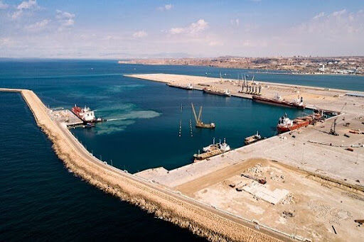 جزییات ۱۴ پروژه زیرساختی و تجهیزاتی بندر چابهار به ارزش ۹.۸
همت