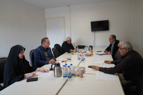 نخستین جلسه کمیسیون اخلاق حرفه‌ای شورای مرکزی با انتخاب هیأت‌رئیسه این کمیسیون به پایان رسید