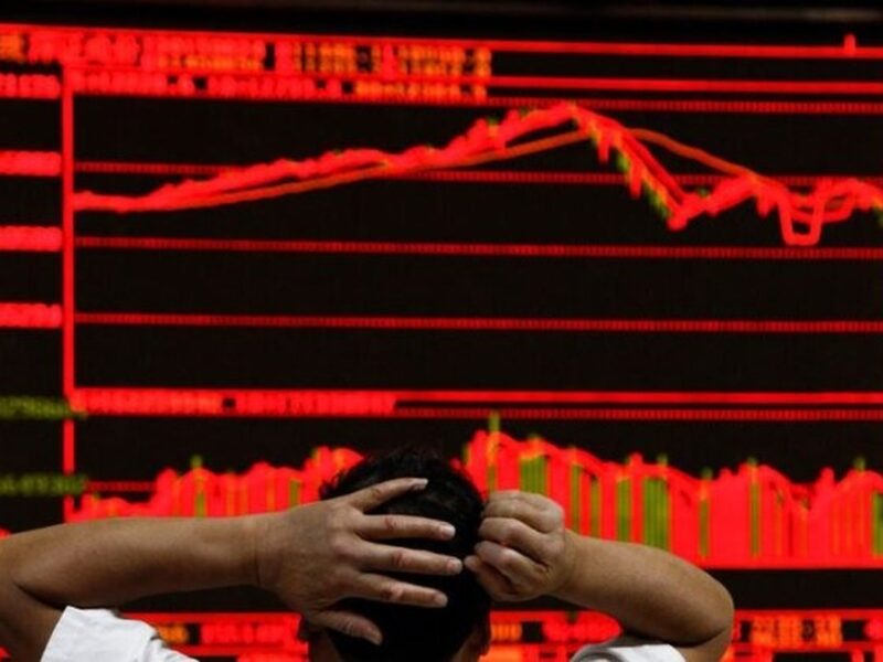 افزایش جنون آمیز قیمت نفت / بازار سهام ژاپن فروریخت