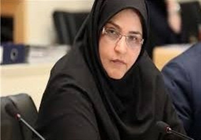 ‌تداوم تولید در شرایط جنگی؛ کارگران کنار مردم ایستاده‌اند