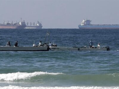 ارتش آمریکا یک نفتکش مرتبط با ایران را توقیف کرد