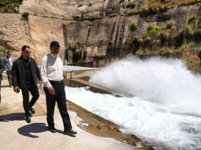 بازدید میدانی استاندار کرمانشاه از سد سرریز شده تنگ حمام