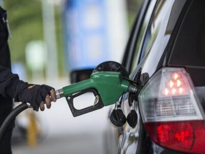 تاثیر حمله آمریکا به ایران در قیمت سوخت / قیمت بنزین در این کشورها بیش از ۱۰۰ درصد افزایش یافت