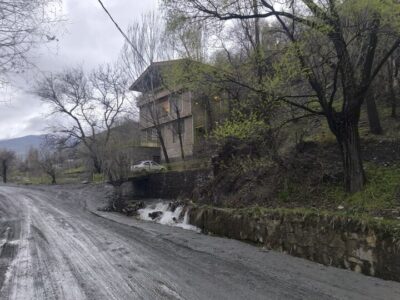 تصاویری از طبیعت بهاری «چشمه قلقلی» در اطراف طرقبه